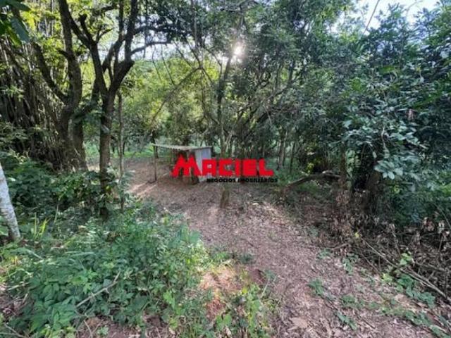 Excelente terreno para Chacara, rua asfaltada, estuda parcelamento direto