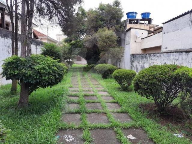 Excelente terreno para investimento com 620m2 total, plano na Vila Guilherme