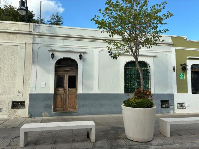 TRASPASO VENTA MATERIAL RENTA DEL LOCAL EN MERIDA CENTRO HISTORICO IVL 1049