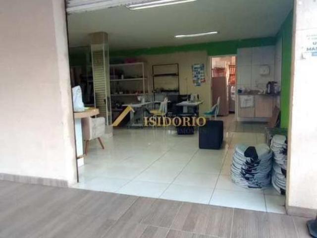 EXCELENTE TRIPLEX! 497m² DE ÁREA DO TERRENO, BOA LOCALIZAÇÃO