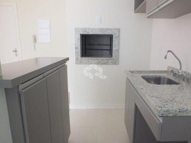 EXCELENTE UM DORMITÓRIO, COM LAVABO E UMA VAGA DE GARAGEM