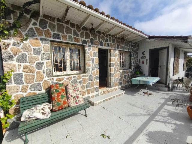 Excelente ubicación, 950 m2 terreno El Quisco 1127 | Dormitorios por 350000. 00 en El Quisco