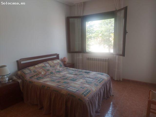 EXCELENTE VIVIENDA EN EL CENTRO DE SANTIUSTE DE SAN JUAN BAUTISTA