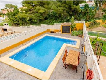 EXCELENTE VIVIENDA LISTA PARA TI