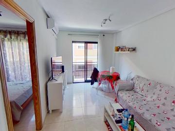 Excelente vivienda para invertir en Avenida de Alcoy