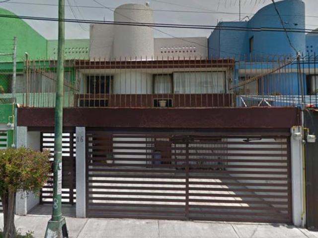 Excelente y hermosa casa en Don Refugio, Coapa 2da Sección, Tlalpan, CDMX