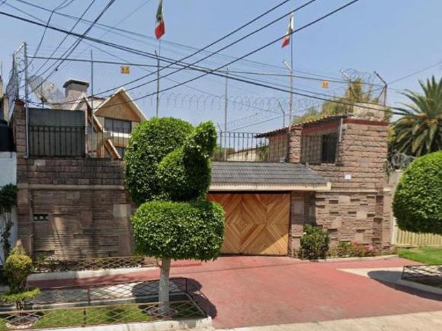 Excelente y hermosa casa en Lesbos, Estrella 1ra Sección, Iztapalapa, CDMX