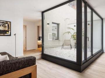 Excellent 3 Bedroom apartment with 49m² terrace for rent in Gràcia, Barcelona