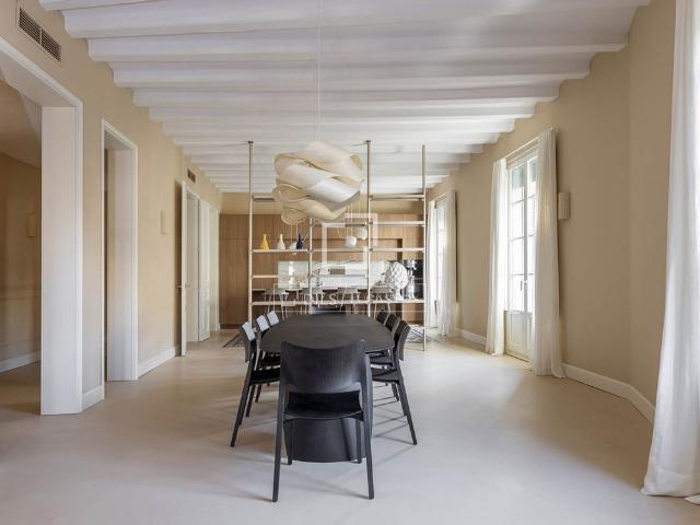 Excellent 3 Bedroom apartment for rent in Eixample Right, Barcelona