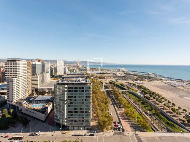 Excellent 3 Bedroom penthouse for rent in Diagonal Mar, Barcelona