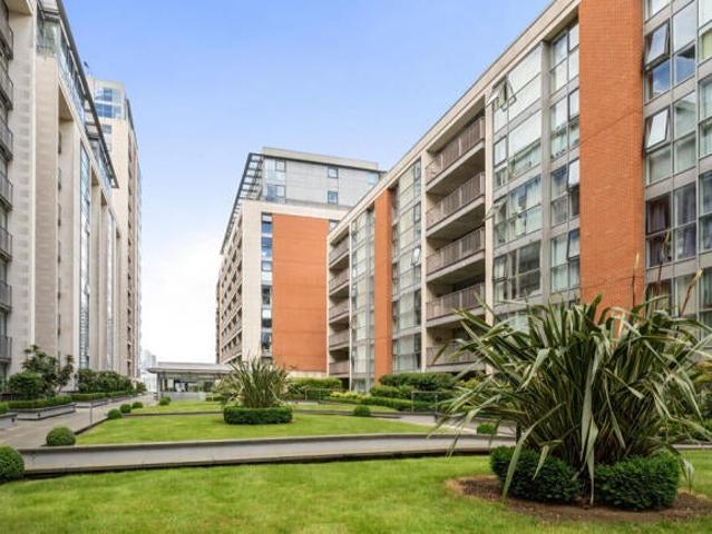 Excellent 2 bed by Excel & Royal Victoria Docks