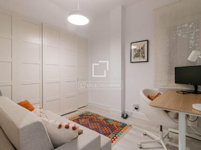 Excellent 2 Bedroom apartment for rent in Trafalgar, Madrid