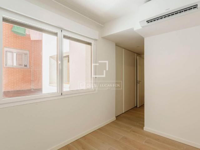 Excellent 2 Bedroom apartment for rent in Ventilla Almenara, Madrid