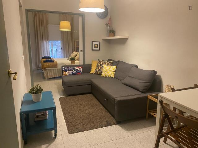 Excellent 2 bedroom flat next to Catalunya Square