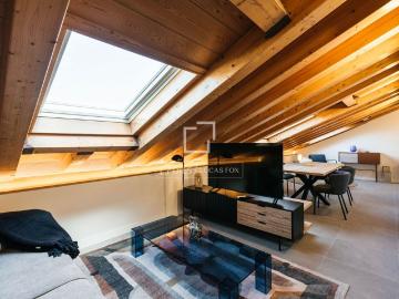 Excellent 2 Bedroom penthouse for rent in La Latina, Madrid