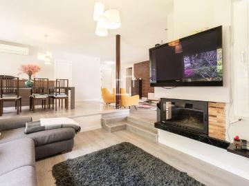 Excellent 7 Bedroom house / villa for rent in La Pineda, Barcelona