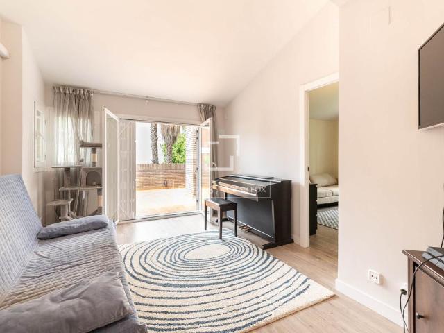 Excellent 7 Bedroom house / villa for rent in La Pineda, Barcelona