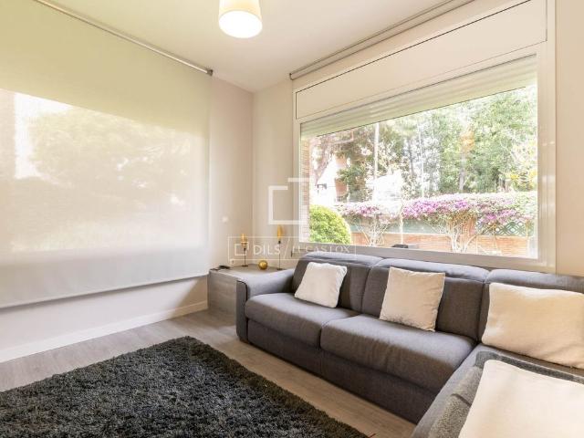 Excellent 7 Bedroom house / villa for rent in La Pineda, Barcelona