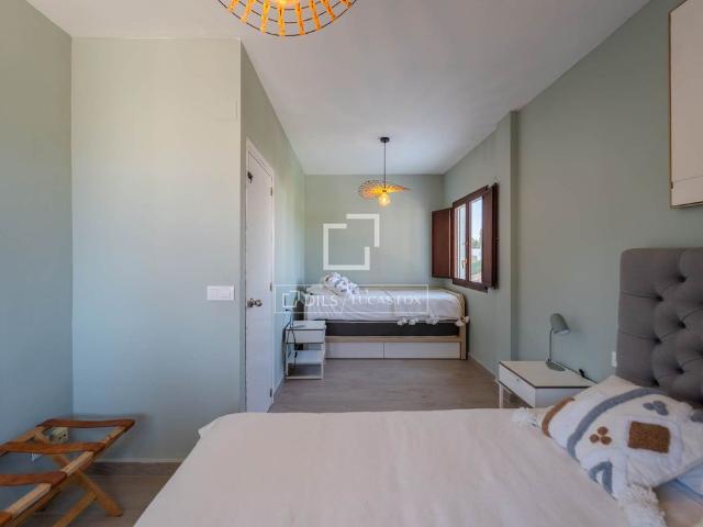 Excellent 5 Bedroom house / villa for rent in Bétera, Valencia