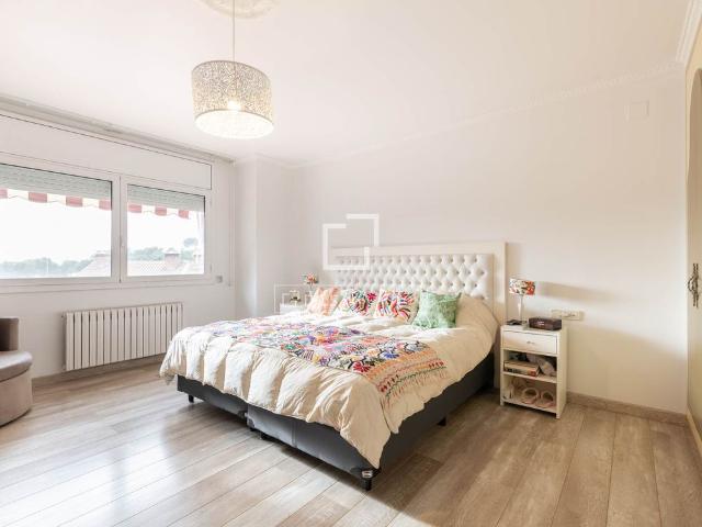 Excellent 5 Bedroom house / villa for rent in Can Roca, Barcelona