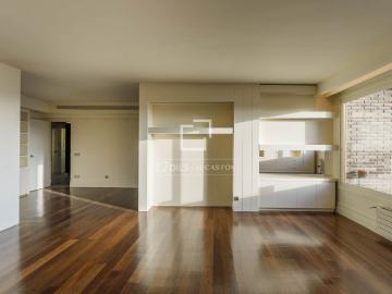 Excellent duplex for rent in Nueva España, Madrid