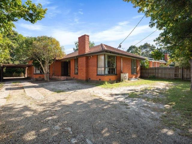 Excellent Family Home in Prime Location of Springvale