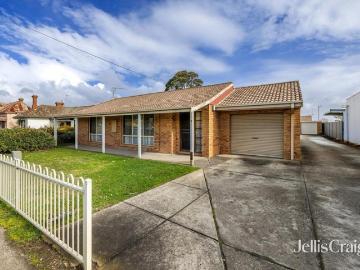 Excellent investment opportunity with solid rental yield