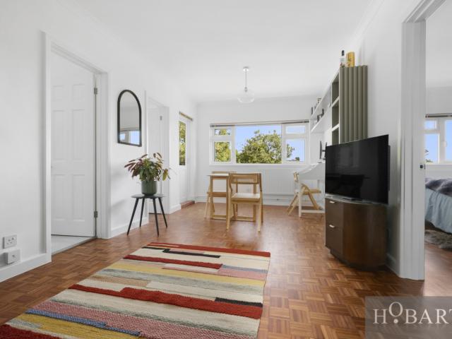 Excellent One Bed with Private Balcony