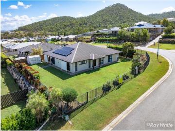 Excellent low set brick home in sought after area