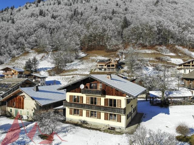 Excellente opportunité d'acquérir un chalet indépendant dans un quartier très recherché de Montriond