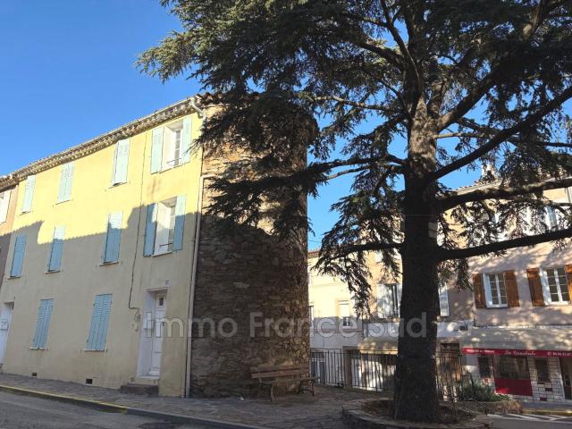 Excellente opportunité d'investissement, 3 appartements au c. 101m² La Garde Freinet