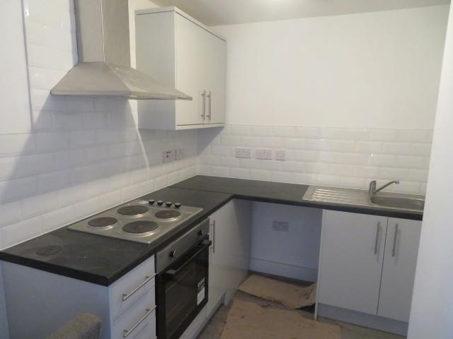 Excelsior Terrace, Littleborough OL15, 2 bed flat to rent, £795 pcm | PrimeLocation
