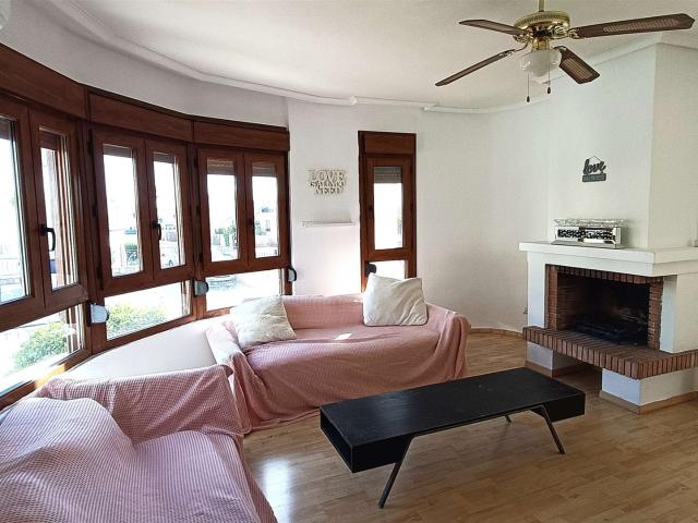 Excepcional villa aislada con impresionantes vistas 360m² Algorfa