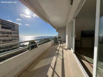 Excepcional apartamento en alquiler de larga temporada ubicada en segunda linea de playa