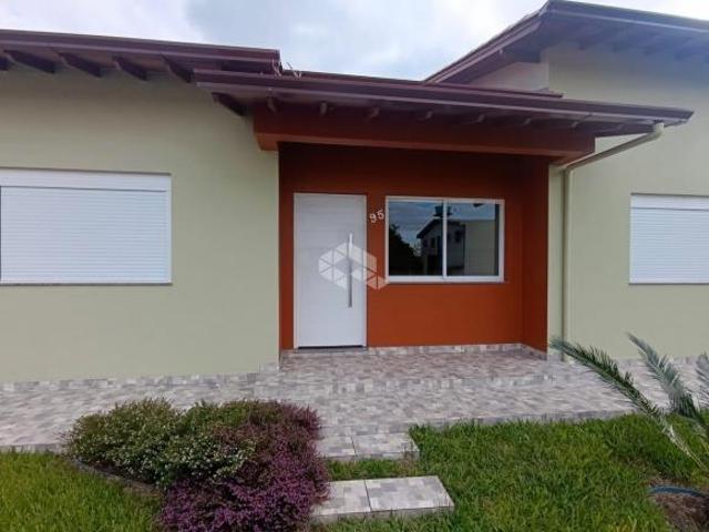 Excepcional Casa em Glorinha