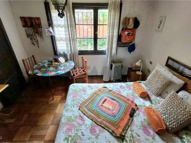 Excepcional casa en gran terreno/ premio nobel | 4 dormitorios por 8500.00 en Macul
