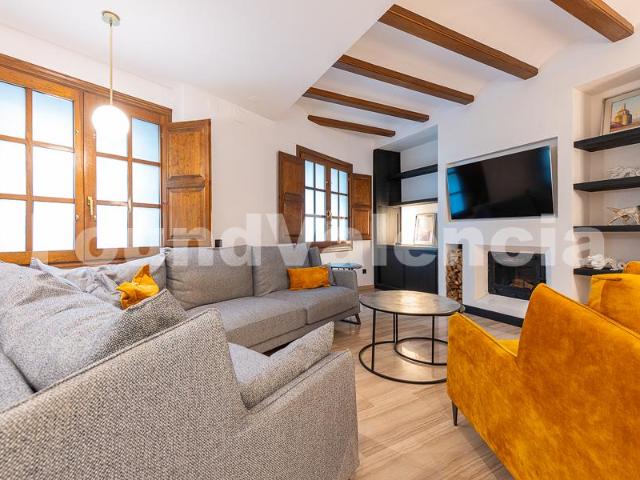 Excepcional casa tradicional completamente renovada en Gandia, Valencia