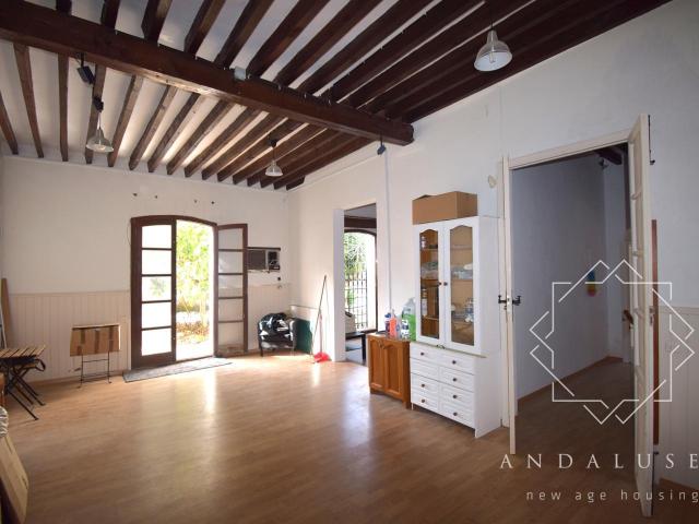 Excepcional local comercial en Cortijo Grande, Turre, junto. 120m² Almería