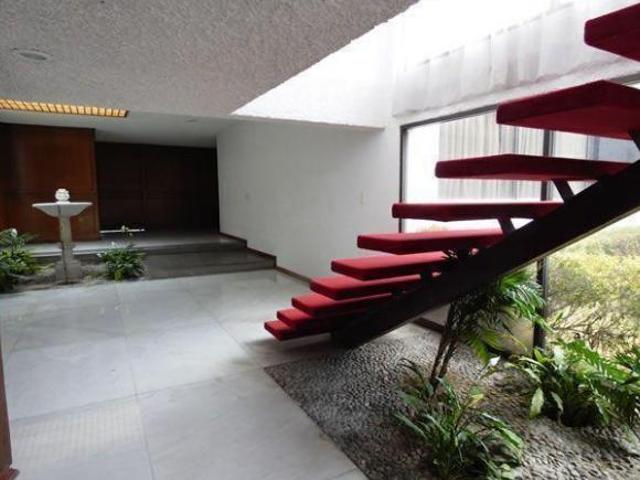 ¡Excepcional oportunidad para remodelar en Pedregal!