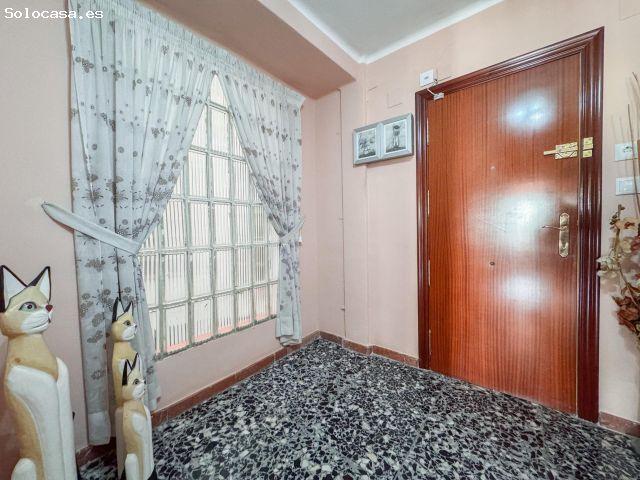 Excepcional Piso de 2 Habitaciones con Vistas al Mar en Salou