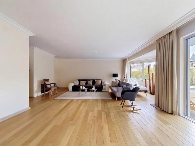 Exceptional 4 bedroom apartment with terraces – Churchill