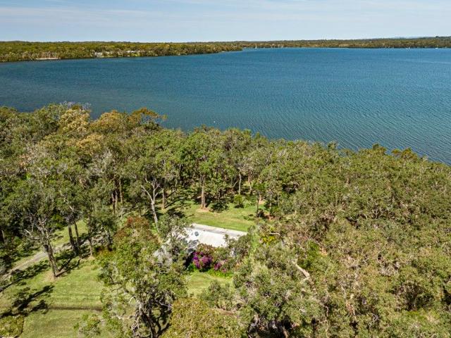 4 Hectares backing Waterfront Reserve Summerland Point