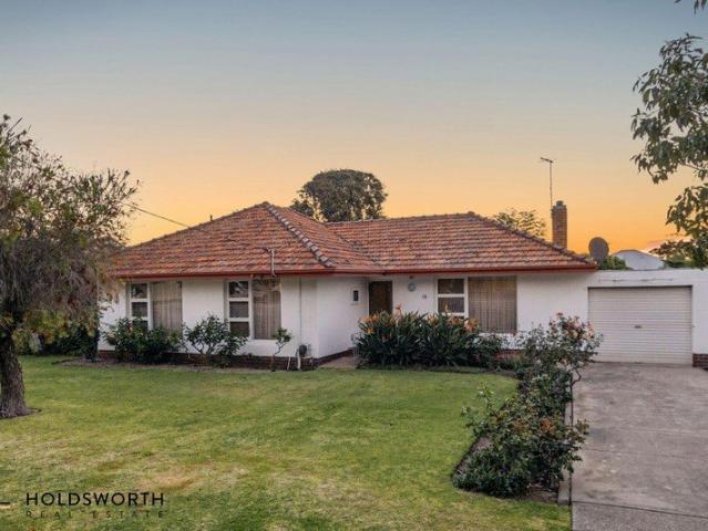 Exceptional 911sqm R30 Opportunity with Beautifully Presented Home