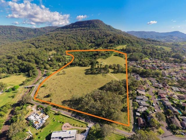 Exceptional 18.5 Hectare Development Opportunity with Existing Residence