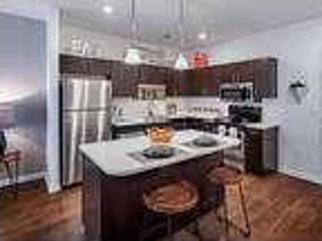 Exceptional 1 BD 1 BA Available Now $1155/Month
