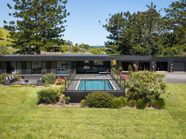 Exceptional 28 Acre Hinterland Estate, Pool, Secondary Dwelling