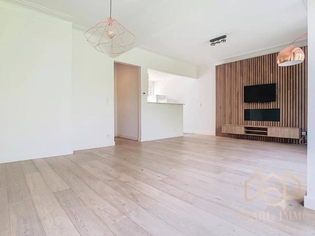 EXCEPTIONAL, 2 bdr flat