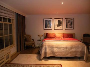 Exceptional 3 Bedroom Canal House 195 m² in Amsterdam City Center with Balcony & Views