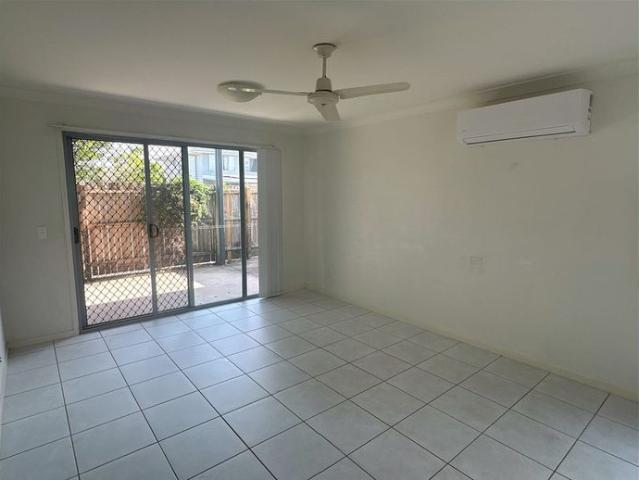 Exceptional Unit for Rent of Burpengary at 20 Claudia Street Claudia Court Complex !