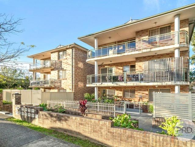 Exceptional Unit With Northerly Aspect In Prime Location